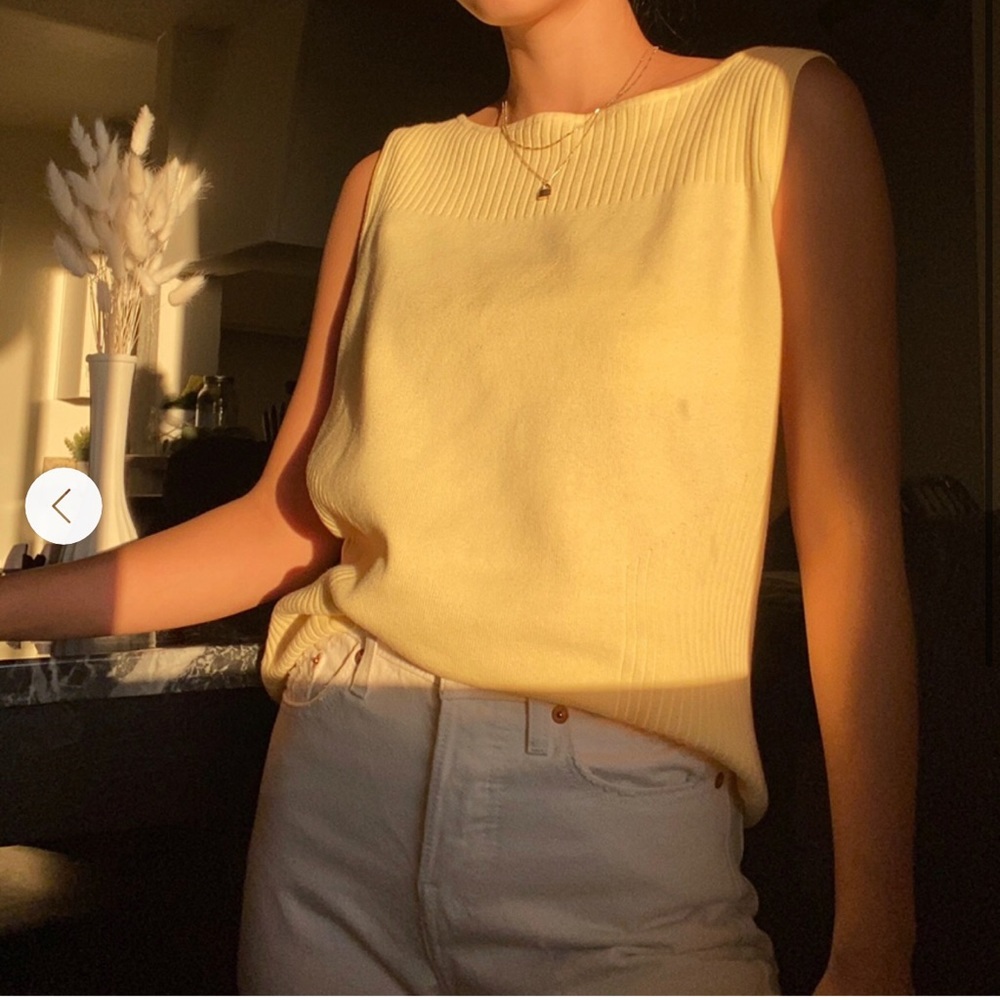 Vintage yellow sweater top